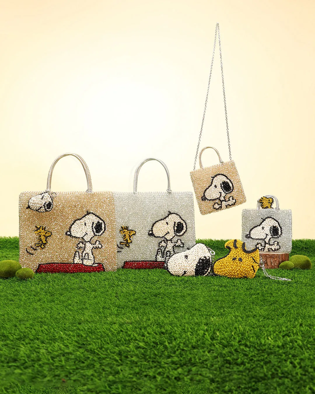 ANTEPRIMA WIREBAG x Snoopy Pouch