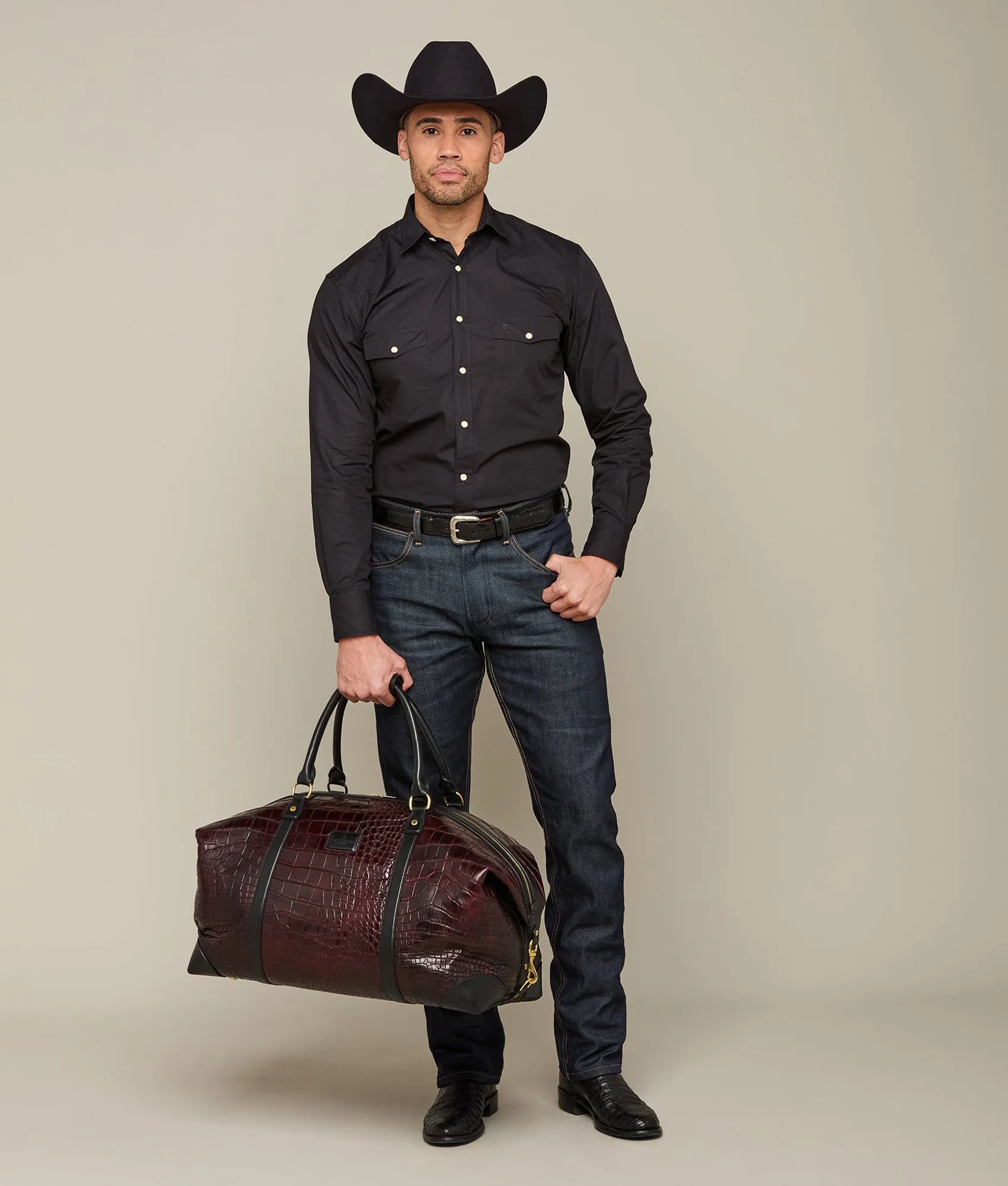 Giant Gator Duffle - Large :: Black Cherry