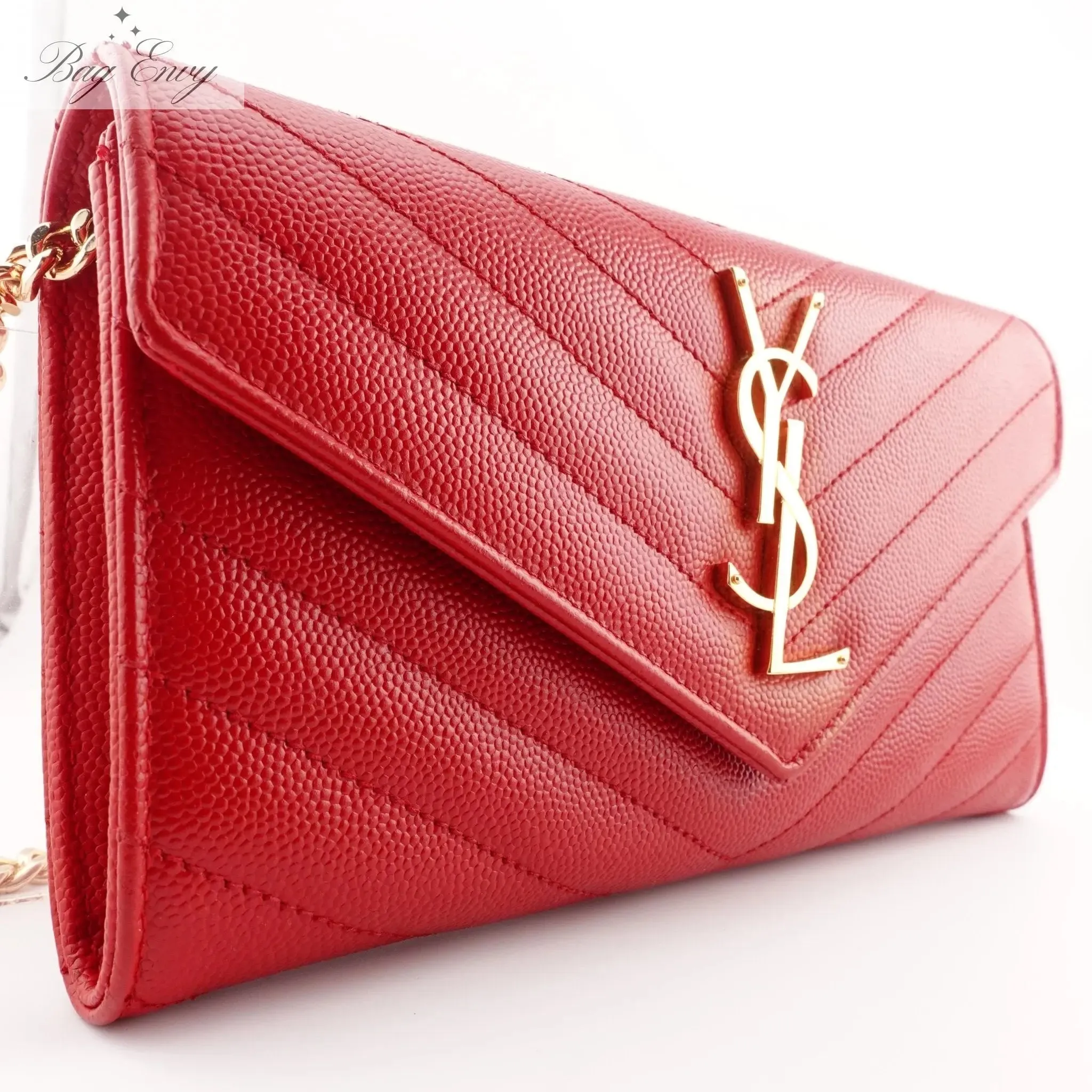 SAINT LAURENT Grain de Poudre Chevron YSL Cassandra Clutch on Chain