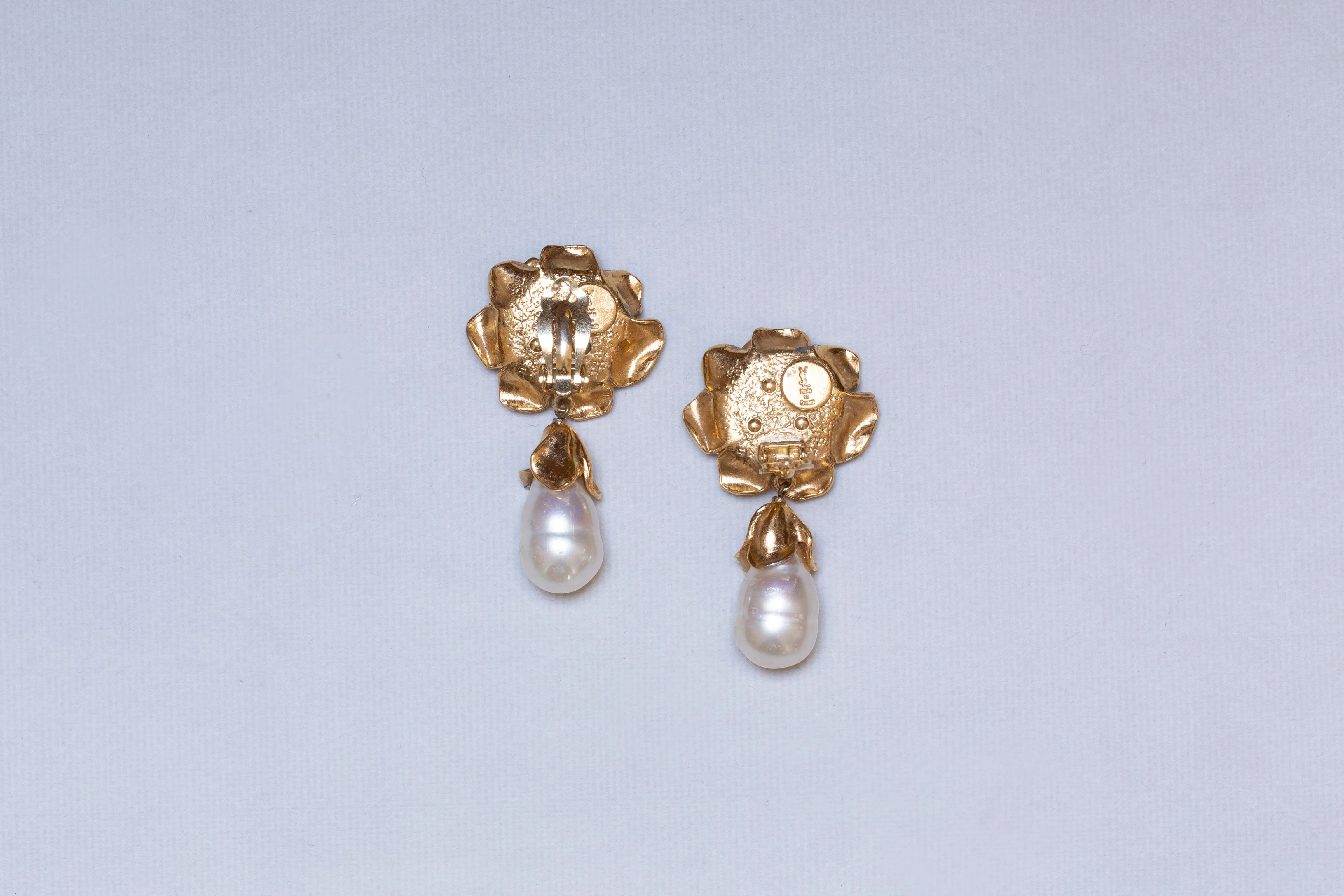 Vintage Gold Flower Clip-on Earrings with Pearls