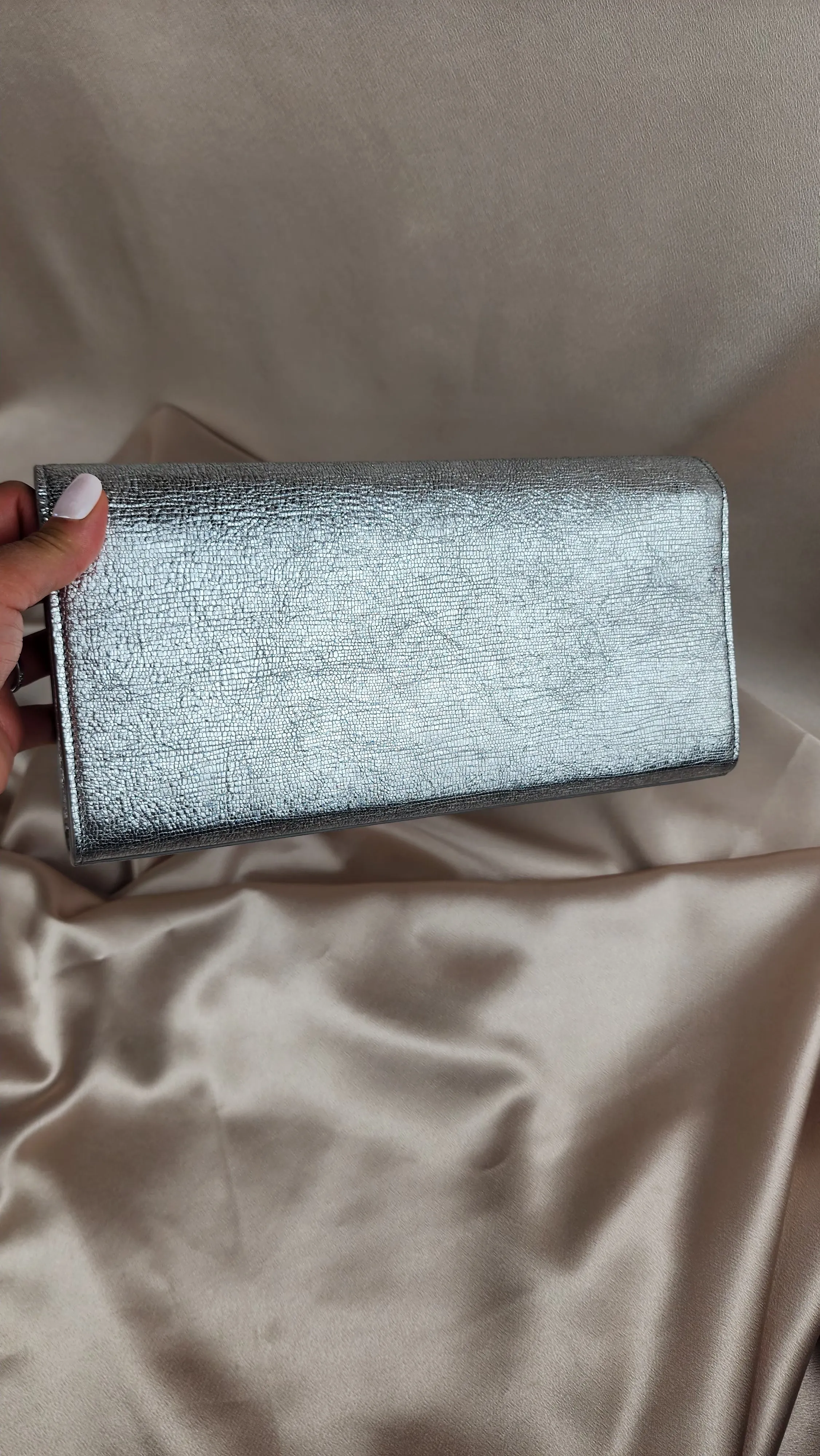 Yves Saint Laurent Silver Clutch -603